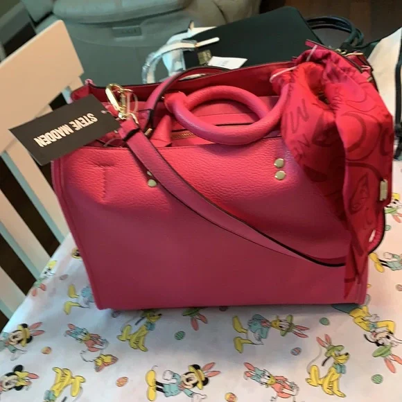 Brand new Steve Madden purse never used - Picture 5 of 8